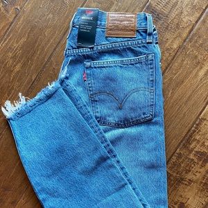 Levi’s Raw Hem Wedgie Icon High Waisted Jeans
